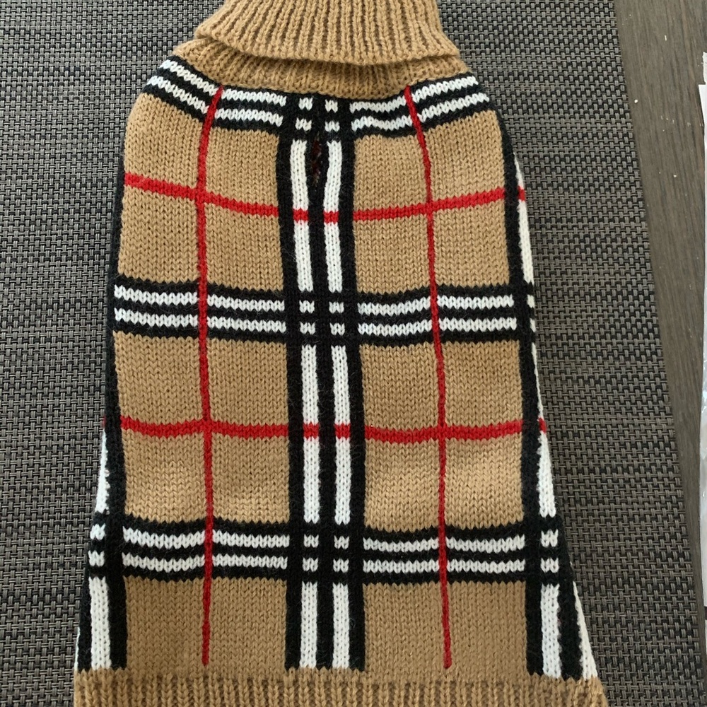 Dog sweater for small dog about 7-12 lbs